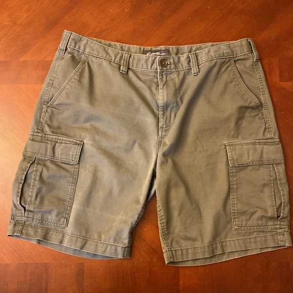 Eddie Bauer Cargo Shorts Army Green Sz 40 - Picture 3 of 12
